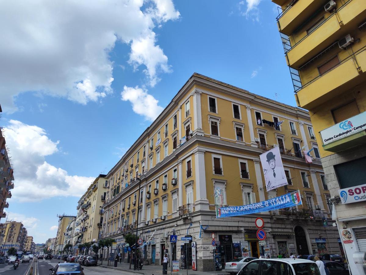 B&B Il Regno Delle Due Sicilie เนเปิลส์ ภายนอก รูปภาพ